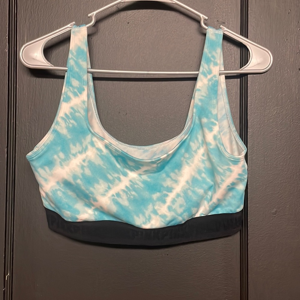 Vs pink sports bra